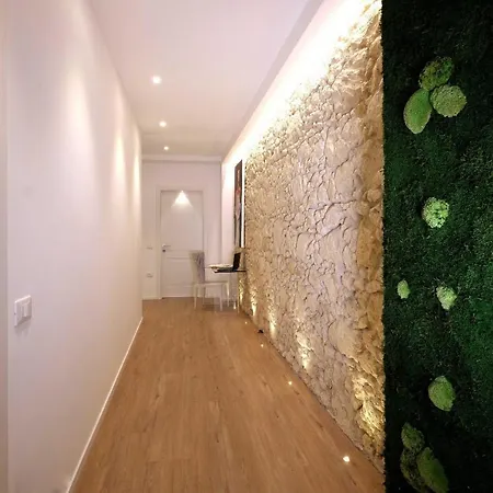 Spacious House In The Heart Of With Terrace Кальяри