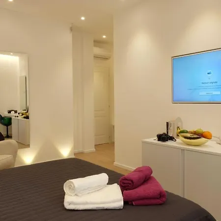 Spacious House In The Heart Of With Terrace