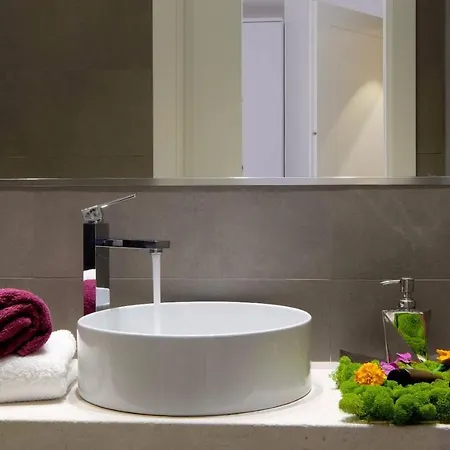 Ferienhaus Spacious House In The Heart Of With Terrace *