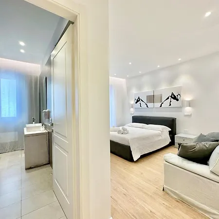 Spacious House In The Heart Of With Terrace *