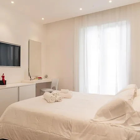 Spacious House In The Heart Of With Terrace