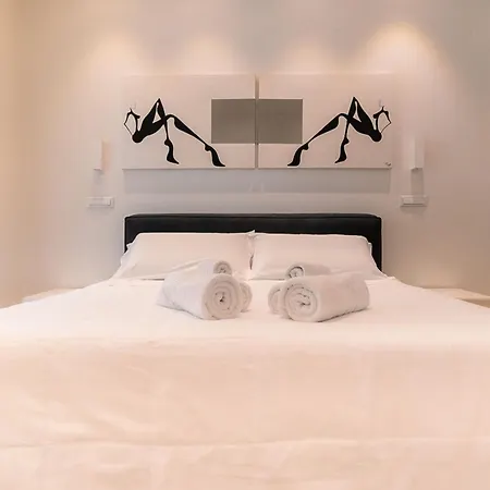 Ferienhaus Spacious House In The Heart Of With Terrace Cagliari